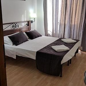 Camera con letto king size